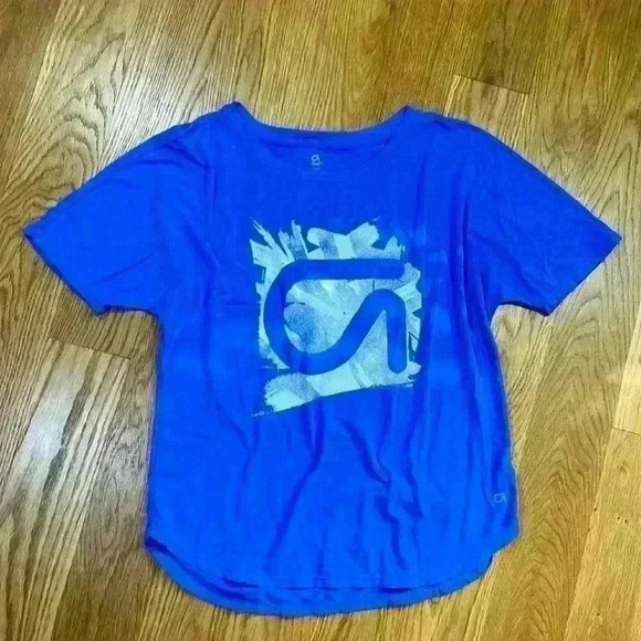 GAP Fit Size Small Women's Royal Blue Swoop Hem Graphic Workout Tee Shirt - Picture 1 of 3